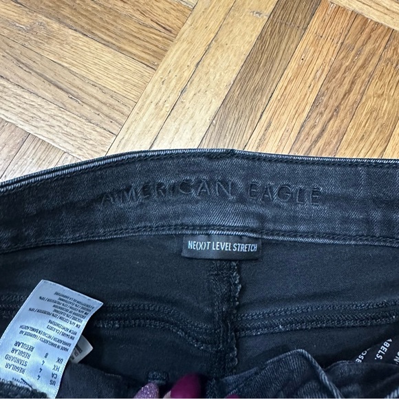 American Eagle Next Level Stretch Distressed Black Skinny Jeans size 4 - Picture 4 of 5